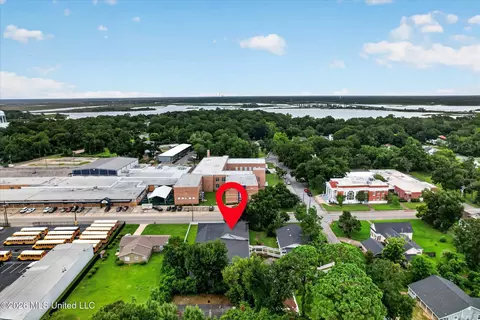 View/Area - 3618 Bellview Ave, Moss Point, MS 39563 photo 6 of 13