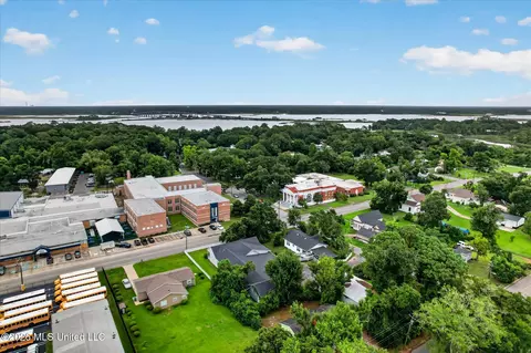 View/Area - 3618 Bellview Ave, Moss Point, MS 39563 photo 3 of 13