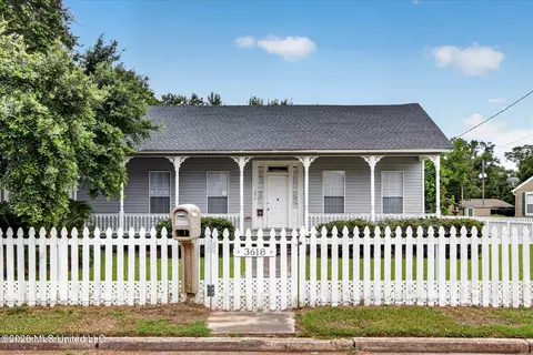 Exterior - 3618 Bellview Ave, Moss Point, MS 39563 photo 3 of 26