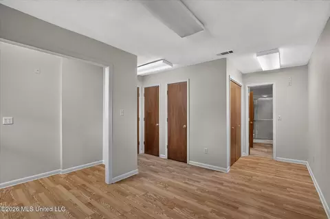 Entry Way - 3618 Bellview Ave, Moss Point, MS 39563 photo 7 of 8