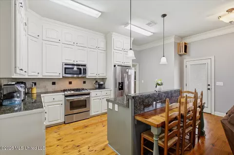 430 Rolling Hills Cir, Brandon, MS 39042 photo 12