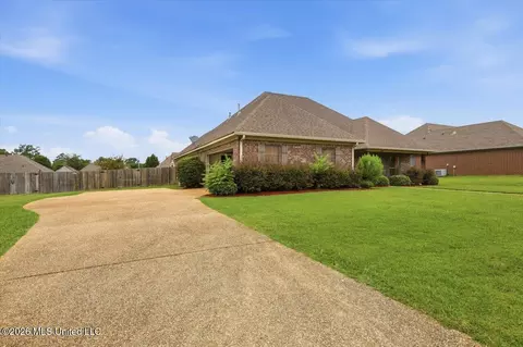 430 Rolling Hills Cir, Brandon, MS 39042 photo 2