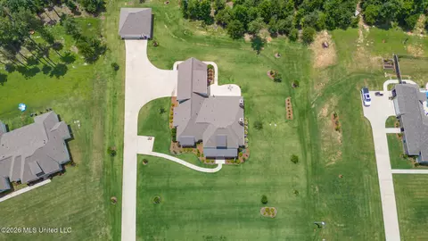 View/Area - 170 Fallen Oak Dr, Brandon, MS 39047 photo 1 of 5