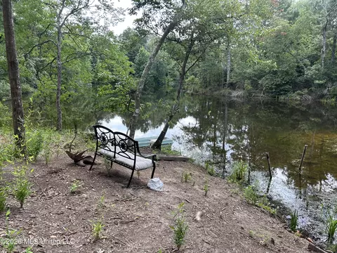 View/Area - 211 Clark Cemetery Rd, Laurel, MS 39443 photo 1 of 2