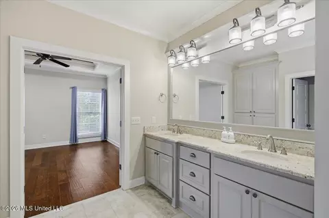 Entry Way - 221 Hidden Hills Pkwy, Brandon, MS 39047 photo 8 of 8