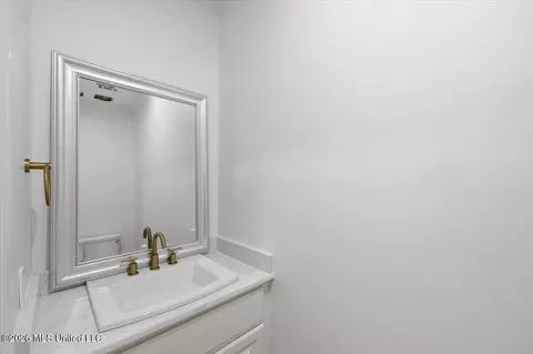 Bath - 116 Sky Meadow Rd, Flora, MS 39071 photo 3 of 8