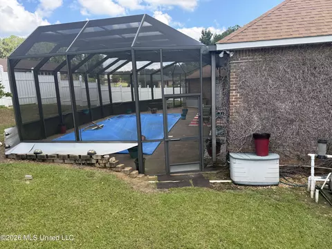 Exterior - 2104 Cheyenne Dr, Mccomb, MS 39648 photo 2 of 2