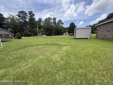 109 Mississippi St, Brookhaven, MS 39601 photo 2