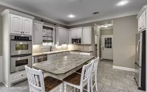 Kitchen - 116 Buckeye Dr, Madison, MS 39110 photo 4 of 9