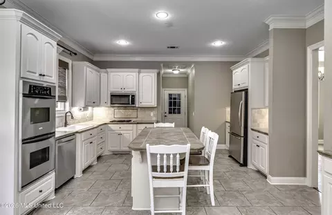 Kitchen - 116 Buckeye Dr, Madison, MS 39110 photo 2 of 9