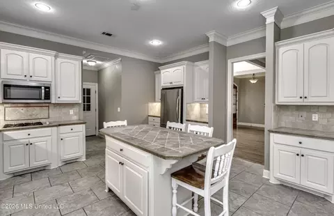 Kitchen - 116 Buckeye Dr, Madison, MS 39110 photo 5 of 9