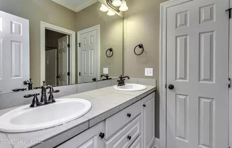 Bath - 116 Buckeye Dr, Madison, MS 39110 photo 3 of 7