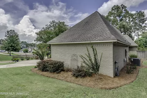 Exterior - 116 Buckeye Dr, Madison, MS 39110 photo 7 of 15