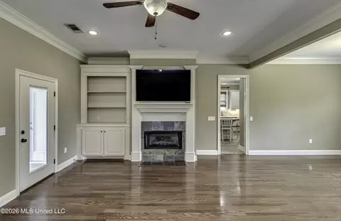 Living - 116 Buckeye Dr, Madison, MS 39110 photo 6 of 7