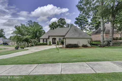 Exterior - 116 Buckeye Dr, Madison, MS 39110 photo 2 of 15