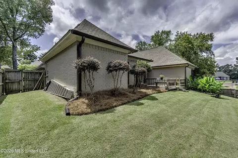 Exterior - 116 Buckeye Dr, Madison, MS 39110 photo 6 of 15