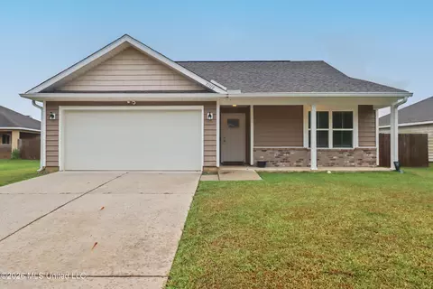 13310 Willow Oak Cir, Gulfport, MS 39503