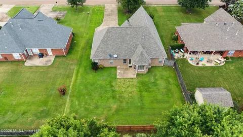 View/Area - 1337 Holly Springs Rd, Hernando, MS 38632 photo 2 of 6