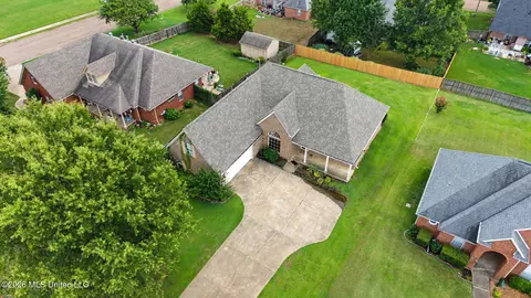 View/Area - 1337 Holly Springs Rd, Hernando, MS 38632 photo 1 of 6