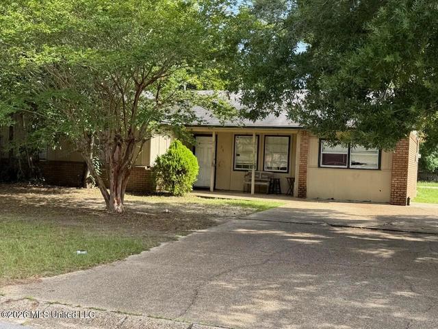 534 N Forest Dr, Gulfport, MS 39507