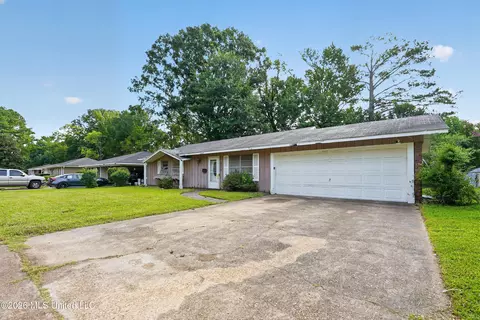 Exterior - 5312 Cedar Park Dr, Jackson, MS 39206 photo 3 of 4