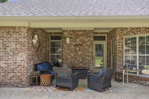 Exterior - 136 Prescott Rdg, Madison, MS 39110 photo 8 of 10