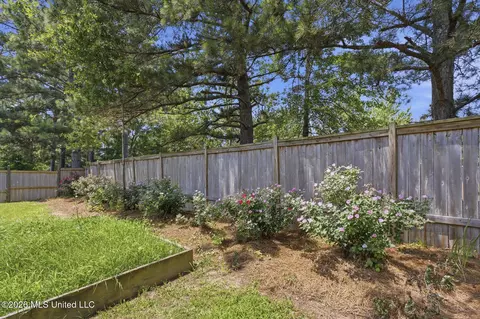 Exterior - 136 Prescott Rdg, Madison, MS 39110 photo 5 of 10
