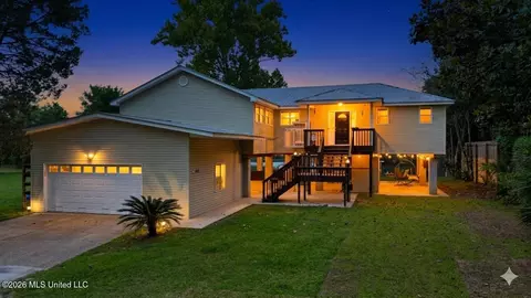 4511 Lynn Dr, Biloxi, MS 39532