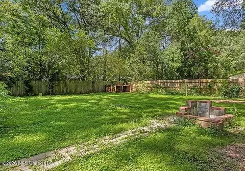 1038 Brookley St, Jackson, MS 39212 photo 2
