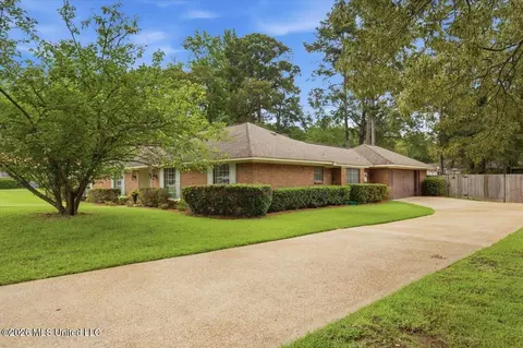 53 Summit Pl, Brandon, MS 39042 photo 3