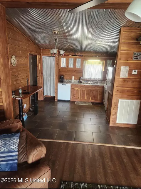 13 Floodway Rd, Lambert, MS 38643 photo 13