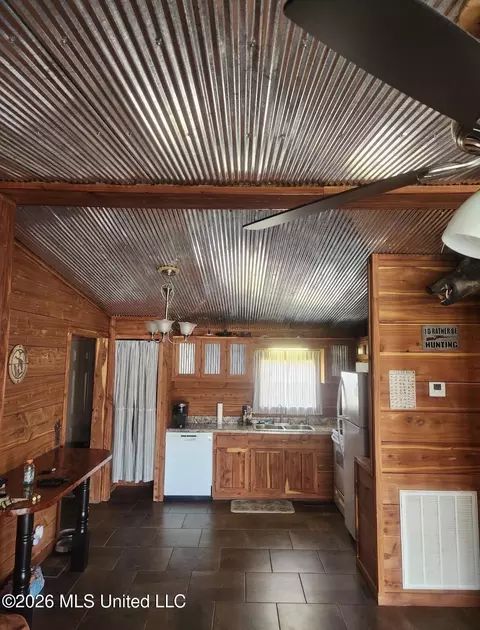 13 Floodway Rd, Lambert, MS 38643 photo 15
