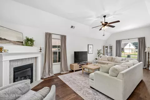 Other - 823 W Fairway Pointe Cv, Hernando, MS 38632 photo 4 of 11