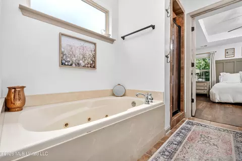 Other - 823 W Fairway Pointe Cv, Hernando, MS 38632 photo 7 of 11