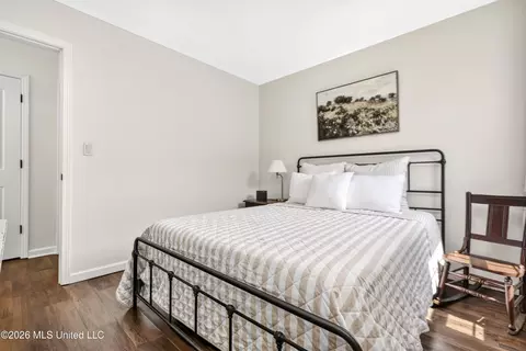 Bedroom - 823 W Fairway Pointe Cv, Hernando, MS 38632 photo 7 of 7