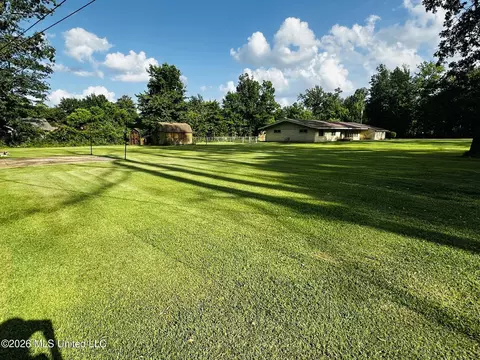 Exterior - 1387 E 1st St, Forest, MS 39074 photo 4 of 5