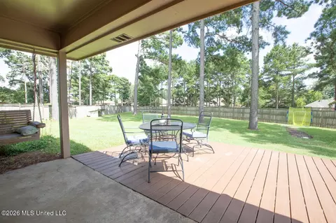 Exterior - 106 Avery Ct, Madison, MS 39110 photo 3 of 9