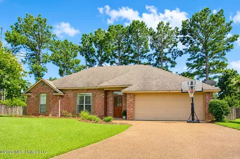 Exterior - 106 Avery Ct, Madison, MS 39110 photo 2 of 9