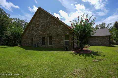 Exterior - 1987 Pardue Rd, Raymond, MS 39154 photo 7 of 10