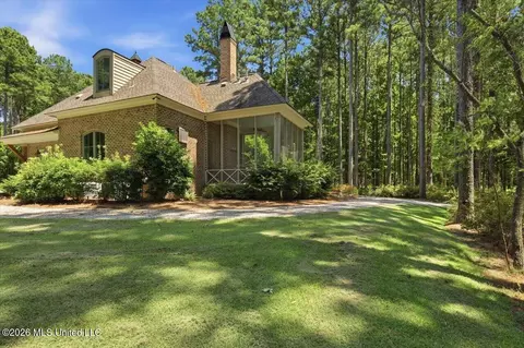 Exterior - 103 Lakeshore Cv, Madison, MS 39110 photo 11 of 15