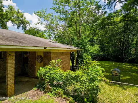 5202 Ginger Dr, Jackson, MS 39209 photo 3