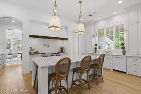 Kitchen - 149 Calumet Dr, Madison, MS 39110 photo 2 of 5