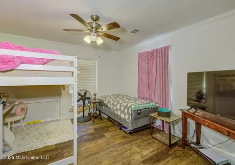 Bedroom - 4757 Highway 27, Edwards, MS 39066 photo 1 of 5