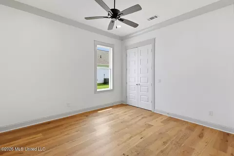 Bedroom - 256 Arbor Trl, Brandon, MS 39047 photo 2 of 8