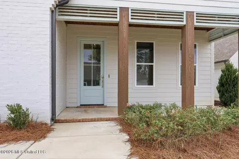 Exterior - 256 Arbor Trl, Brandon, MS 39047 photo 5 of 9