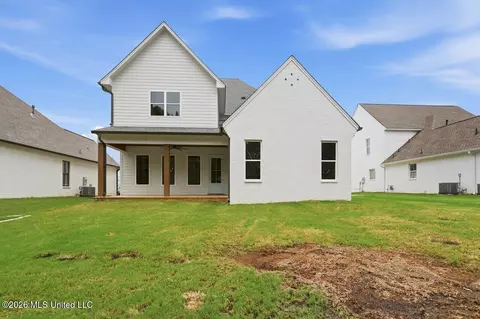 Exterior - 256 Arbor Trl, Brandon, MS 39047 photo 7 of 9