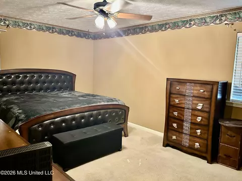 Bedroom - 321 Sharon Hills Dr, Jackson, MS 39212 photo 1 of 6