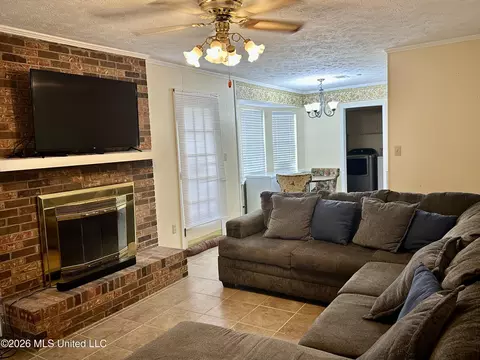 Other - 321 Sharon Hills Dr, Jackson, MS 39212 photo 2 of 4