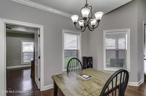 Dining - 303 Ridge Pointe Dr, Brandon, MS 39042 photo 2 of 3