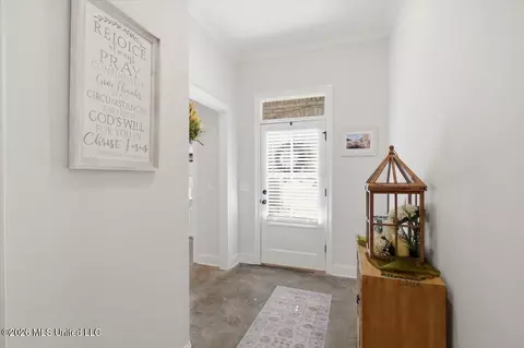 Entry Way - 244 Hemingway Cir, Canton, MS 39046 photo 2 of 5
